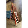 Image 1 : WERNER PODIUM MAX 6' ORANGE CARBON FIBER INDUSTRIAL PLATFORM LADDER