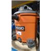 Image 3 : RIDGID WET/DRY SHOP VAC WITH HOSE
