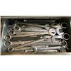 Image 5 : METAL WOOD TOP MOBILE MECHANICS 24 DRAWER TOOL BENCH WITH LARGE ASSORTMENT OF TOOL CONTENTS