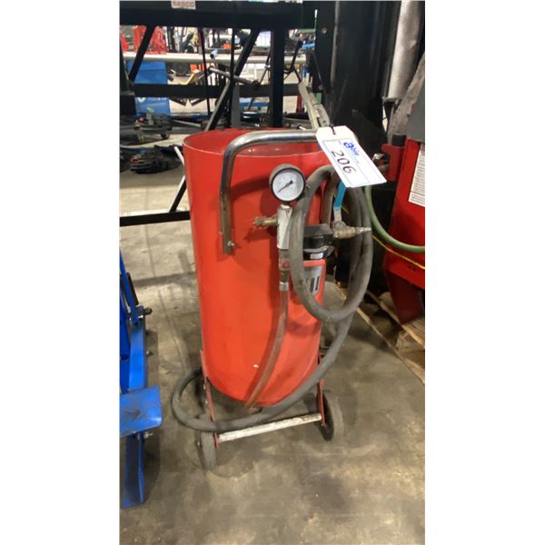 RED MOBILE PRESSURIZED ABRASIVE SAND BLASTER