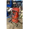 Image 2 : RED MOBILE PRESSURIZED ABRASIVE SAND BLASTER