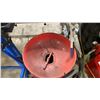 Image 3 : RED MOBILE PRESSURIZED ABRASIVE SAND BLASTER
