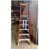 Image 3 : WERNER PODIUM MAX 6' ORANGE CARBON FIBER INDUSTRIAL PLATFORM LADDER