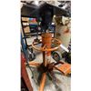 Image 4 : HEAVY DUTY ORANGE INDUSTRIAL MOBILE TRANSMISSION JACK