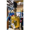 Image 1 : TSI CHEETAH BS-07 PORTABLE INDUSTRIAL PNEUMATIC BEAD SEATER