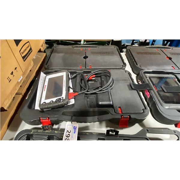 SNAP-ON SOLUS LEGEND FULL FUNCTION VEHICLE DIAGNOSTIC SCAN TOOL WITH HARD TRANSPORT CASE