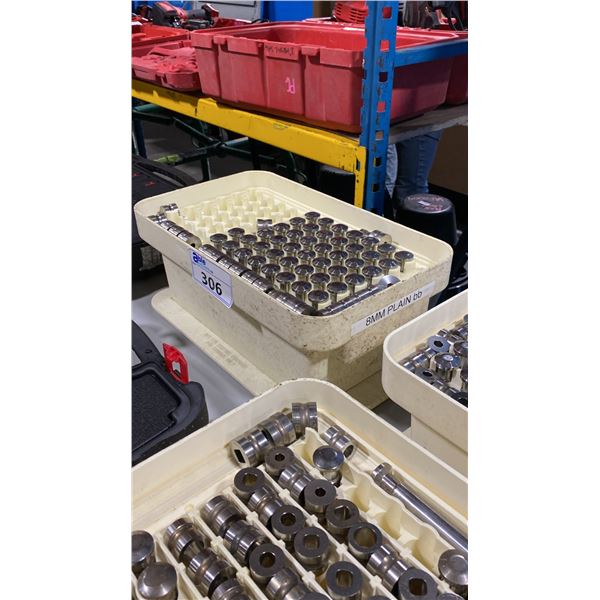 PLASTIC TRANSPORT BIN OF SOLID METAL COMMERCIAL PILL PRESS DIES / PUNCHES WITH LID