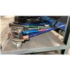 Image 1 : 5 ASSORTED SIZE HAND OPERATED INDUSTRIAL PIPE BENDERS