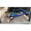 Image 1 : 5 ASSORTED SIZE HAND OPERATED INDUSTRIAL PIPE BENDERS