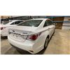 Image 3 : 2014 HYUNDAI SONATA HYBRID 4DRSD WHITE VIN KMHEC4A44EA111931