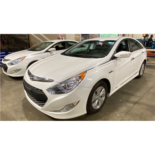2015 HYUNDAI SONATA HYBRID 4DRSD WHITE VIN KMHEC4A47FA138106