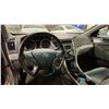 Image 7 : 2015 HYUNDAI SONATA HYBRID 4DRSD WHITE VIN KMHEC4A47FA138106
