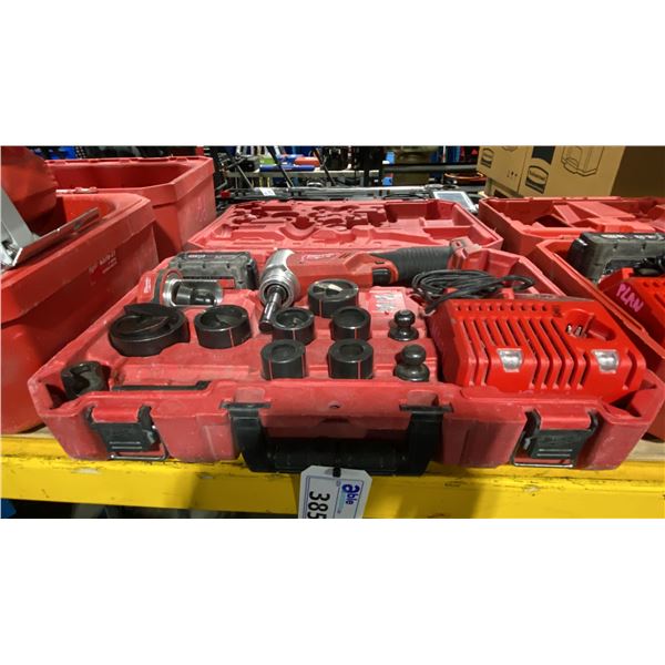 MILWAUKEE CORDLESS M18 6 TON KNOCKOUT TOOL KIT IN HARD TRANSPORT CASE WITH BATTERY & CHARGER