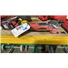 Image 2 : MILWAUKEE CORDLESS OSCILLATING MULTI-TOOL WITH BATTERY & CHARGER