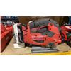 Image 2 : MILWAUKEE CORDLESS JIGSAW WITH BATTERY & CHARGER