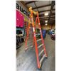 Image 1 : WERNER PODIUM MAX 6' ORANGE CARBON FIBER INDUSTRIAL PLATFORM LADDER