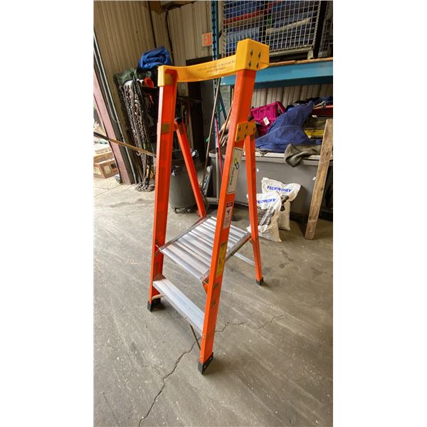 ALLRIGHT 2' ORANGE CARBON FIBER INDUSTRIAL PLATFORM LADDER