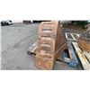 Image 3 : MARION 30" FLARED EXCAVATOR CLEANING BUCKET