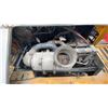 Image 11 : 2007 CAPACITY TJ7000 NON DOT, 2DR SHUNT TRUCK, WHITE, VIN 4LMCB21177L018447,