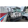 Image 4 : 2007 CAPACITY TJ7000 NON DOT, 2DR SHUNT TRUCK, WHITE, VIN 4LMCB21177L018447,