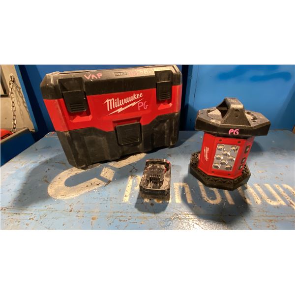 MILWAUKEE CORDLESS M18 PORTABLE 2 GALLON WET/DRY VACUUM, FLOOD LIGHT & BATTERY *NO CHARGER*
