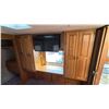 Image 11 : 1993 TETON TH-22 34' NASHVILLE, 5TH WHEEL TRAVEL TRAILER, WHITE, VIN 1T9300S26P1067633,