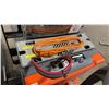 Image 5 : TOYOTA 8BWS13 ORANGE 2500 LBS CAPACITY 3 STAGE 104" MAST TYPE E INDUSTRIAL ELECTRIC WALK BEHIND