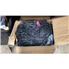 Image 2 : 30 PIECE COMMERCIAL LED STRING LIGHTS COLOR PURPLE