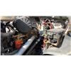 Image 13 : 2000 FORD F-750 SUPERDUTY 2DR GIRAFFE, WHITE, VIN 3FDXF75H2YMA36443,