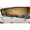 Image 17 : 2000 FORD F-750 SUPERDUTY 2DR GIRAFFE, WHITE, VIN 3FDXF75H2YMA36443,