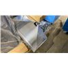 Image 4 : NAPOLEON PRESTIGE STAINLESS STEEL 4 BURNER PROPANE OUTDOOR GRILL *NEW, MISSING SIDE PANELS TO