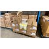 Image 2 : PALLET OF ASSORTED COMMERCIAL TAKE-OUT CONTAINERS *MUST TAKE ALL ON PALLET*