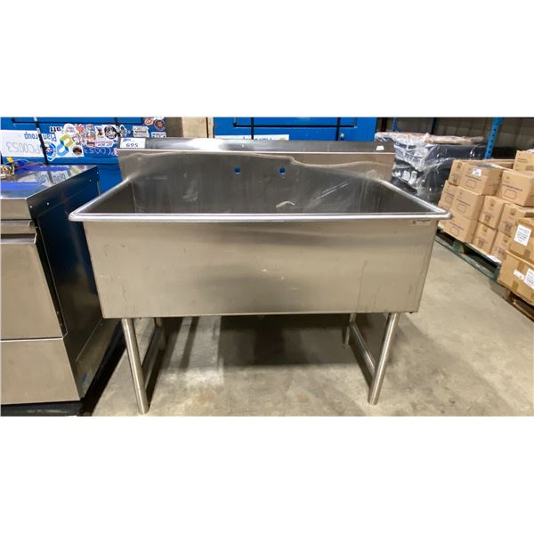 STAINLESS STEEL 48"W X 24"D X35"H SINGLE BAY COMMERCIAL WASH SINK