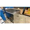 Image 3 : STAINLESS STEEL 48"W X 24"D X35"H SINGLE BAY COMMERCIAL WASH SINK