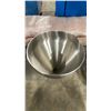 Image 3 : STAINLESS STEEL 16" DIAMETER COMMERCIAL CONE FEEDER HOPPER