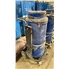 Image 2 : 2 DIAMOND VANTAGE DC3300 MOBILE ELECTRIC INDUSTRIAL WAREHOUSE VACUUMS *NO HOSES*