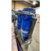 Image 4 : 2 DIAMOND VANTAGE DC3300 MOBILE ELECTRIC INDUSTRIAL WAREHOUSE VACUUMS *NO HOSES*
