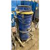 Image 6 : 2 DIAMOND VANTAGE DC3300 MOBILE ELECTRIC INDUSTRIAL WAREHOUSE VACUUMS *NO HOSES*