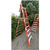 Image 3 : WERNER PODIUM MAX 6' ORANGE CARBON FIBER INDUSTRIAL PLATFORM LADDER