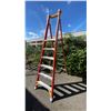 Image 2 : WERNER PODIUM 6' ORANGE CARBON FIBER INDUSTRIAL PLATFORM LADDER