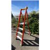 Image 2 : ALLRIGHT 4' ORANGE CARBON FIBER INDUSTRIAL PLATFORM LADDER