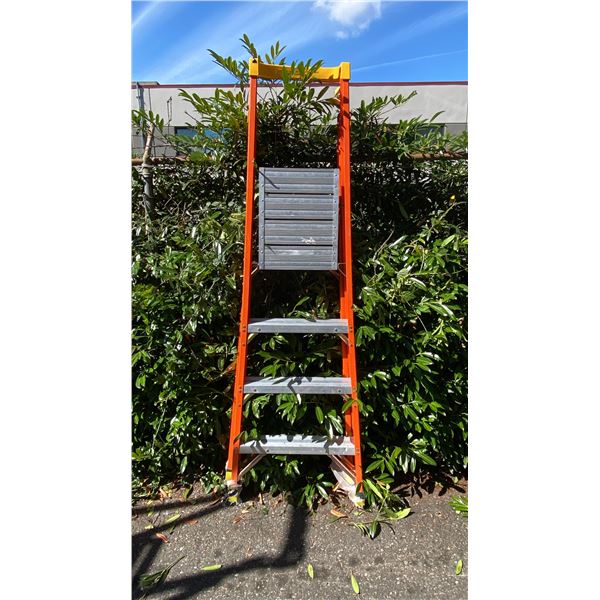 ALLRIGHT 4' ORANGE CARBON FIBER INDUSTRIAL PLATFORM LADDER
