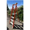 Image 2 : ALLRIGHT 4' ORANGE CARBON FIBER INDUSTRIAL PLATFORM LADDER