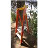 Image 2 : ALLRIGHT 2' ORANGE CARBON FIBER INDUSTRIAL PLATFORM LADDER