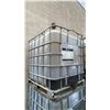 Image 2 : 1000L LIQUID STORAGE CONTAINER WITH COMMERCIAL SALT BRINE SOLUTION