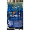 Image 2 : PALLET OF JETBLUE ICE MELTER- 20KG BAGS, APPROX 56 BAGS TOTAL