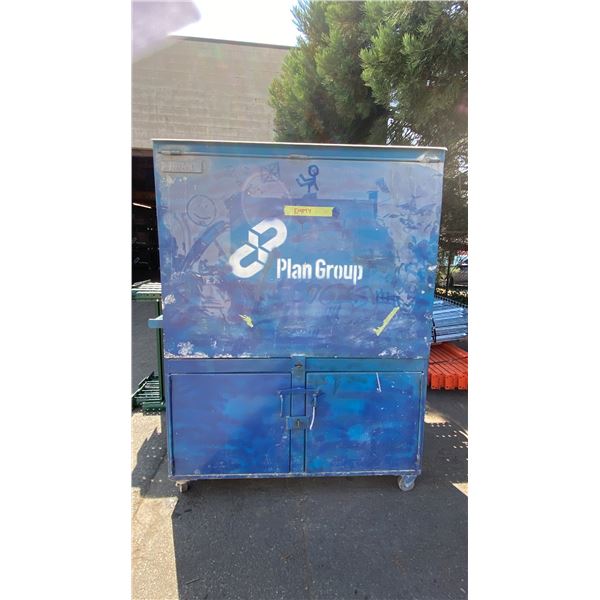 LARGE METAL MOBILE ILLUMINATED CONTRACTORS DRAFTING WORKSTATION
