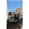 Image 4 : 16' ALUMINUM BOAT WITH CANOPY FRAME, LEXAN WINDSHIELD, ALUMINUM GAS TANK, MERCURY 75 OUTBOARD GAS