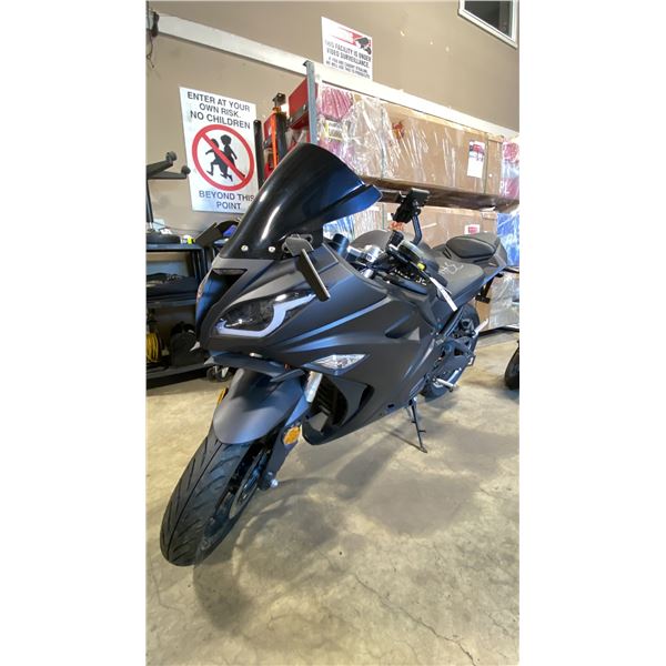 2025 EVOQUE E-BIKE, BLACK, VIN R38RZ0009SA000234,