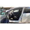 Image 5 : 2010 HONDA CIVIC, 4DRSD, WHITE, VIN 2HGFA1E66AH009200,